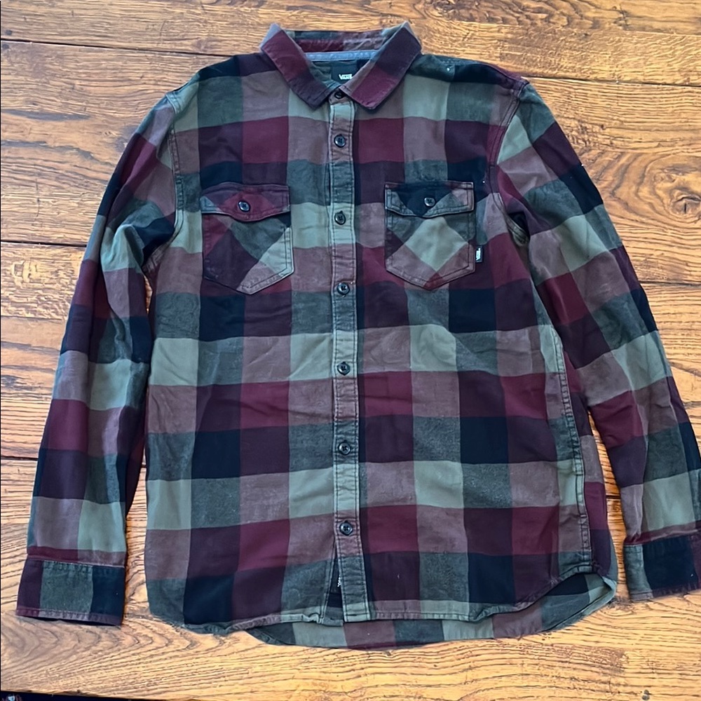 Men’s flannel size large - Like new